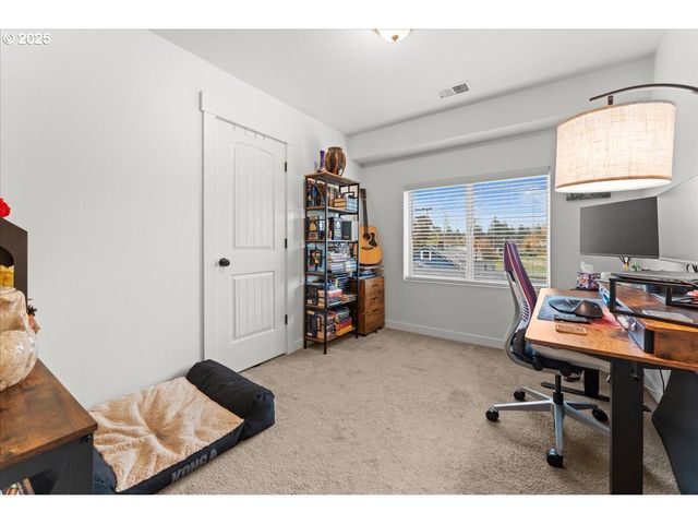 7908 Se HARNEY St, Portland, OR 97206