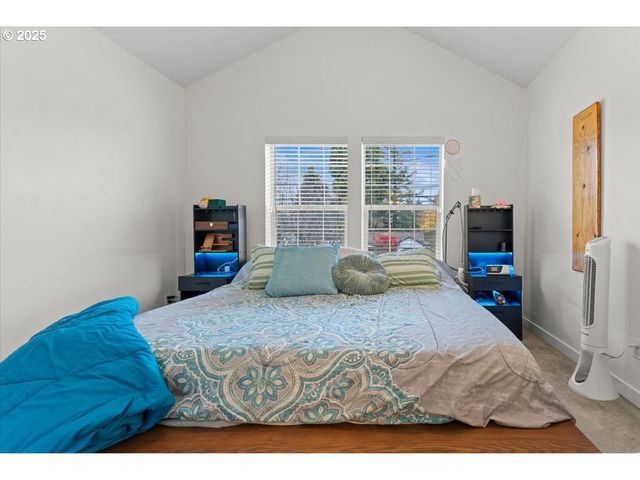 7908 Se HARNEY St, Portland, OR 97206