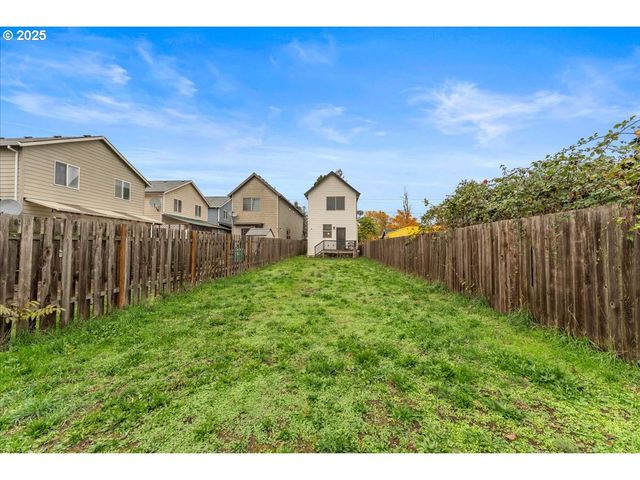 7908 Se HARNEY St, Portland, OR 97206