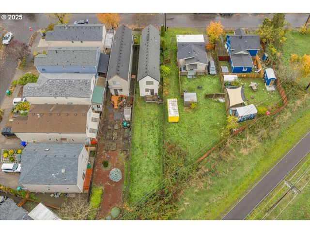 7908 Se HARNEY St, Portland, OR 97206