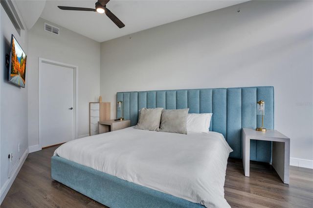 525 E JACKSON STREET 502, Orlando, FL 32801