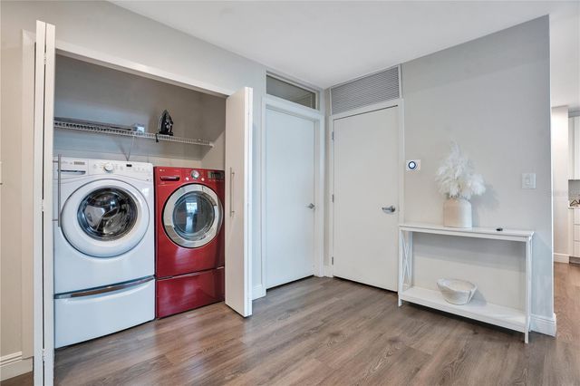 525 E JACKSON STREET 502, Orlando, FL 32801