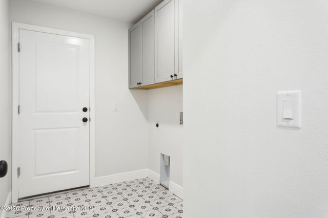 9412 Noddy Tern Road, Weeki Wachee, FL 34613