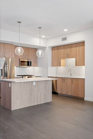 1212 Demonbreun St A13, Nashville, TN 37203
