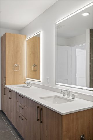 1212 Demonbreun St A13, Nashville, TN 37203