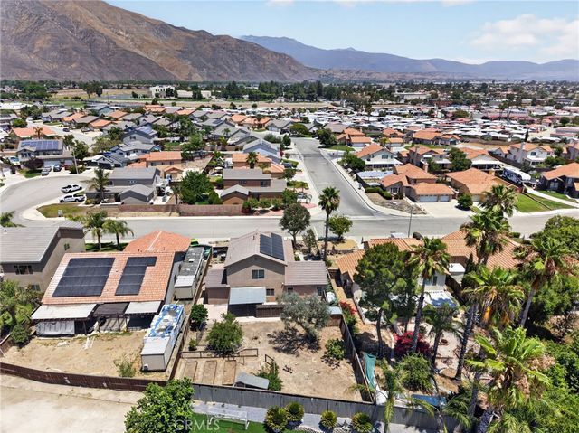 1448 Calle San Sebastian, San Jacinto, CA 92583