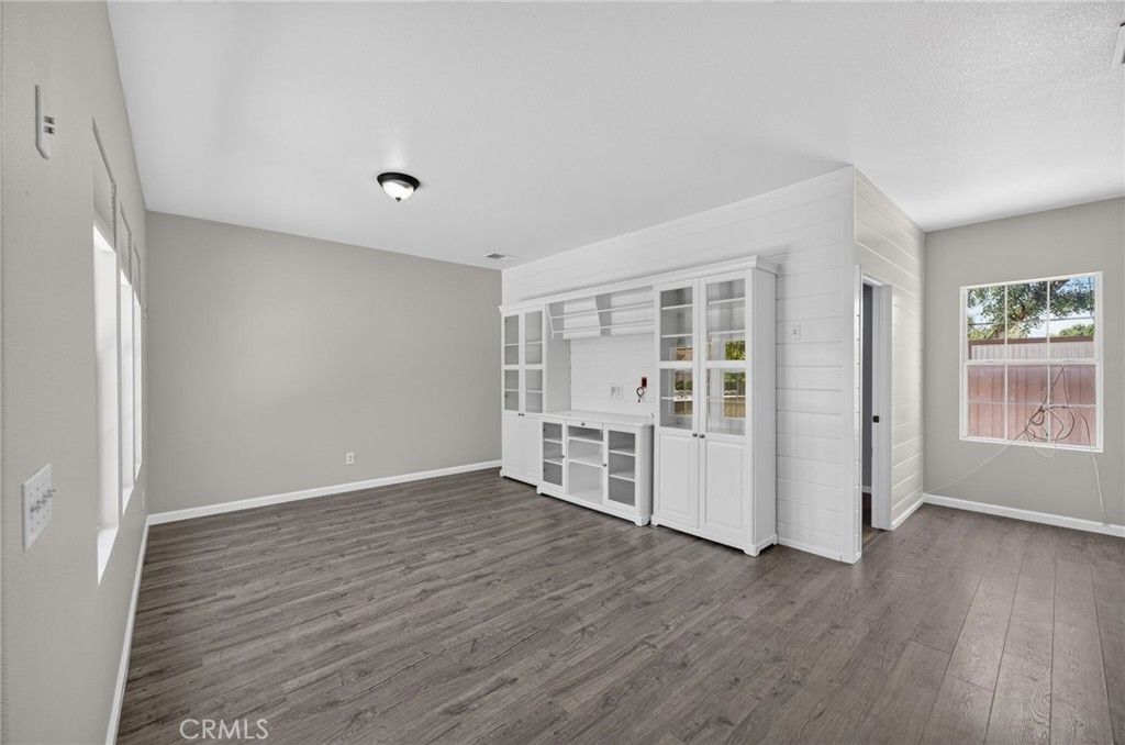 Image 10 of property listing at 1448 Calle San Sebastian, San Jacinto, CA 92583