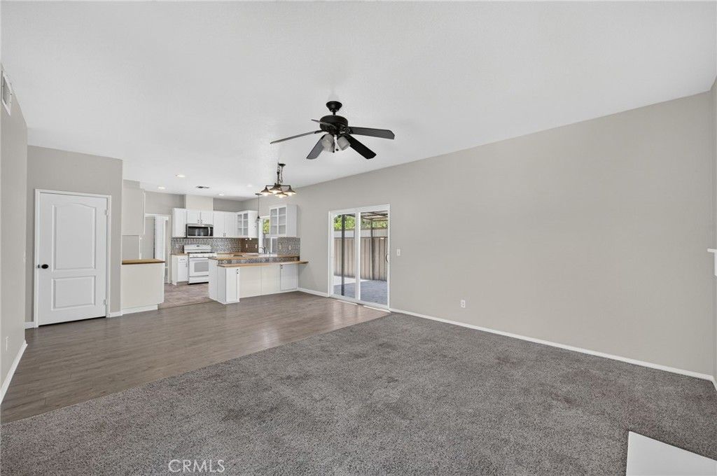 Image 17 of property listing at 1448 Calle San Sebastian, San Jacinto, CA 92583