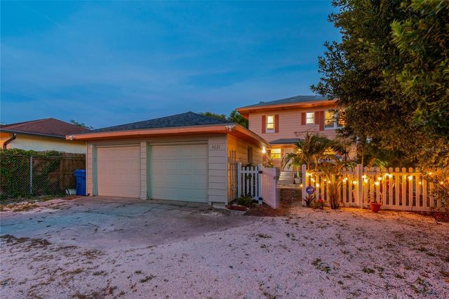 4621 9TH AVENUE N, St Petersburg, FL 33713