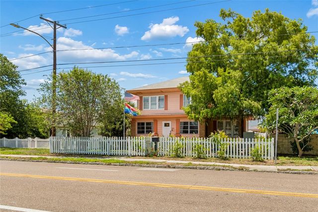 4621 9TH AVENUE N, St Petersburg, FL 33713