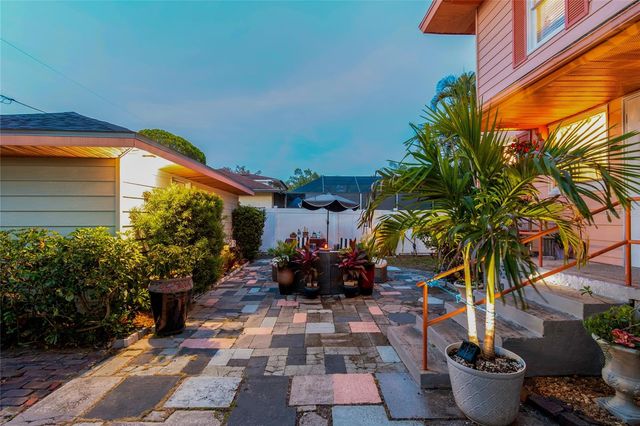 4621 9TH AVENUE N, St Petersburg, FL 33713