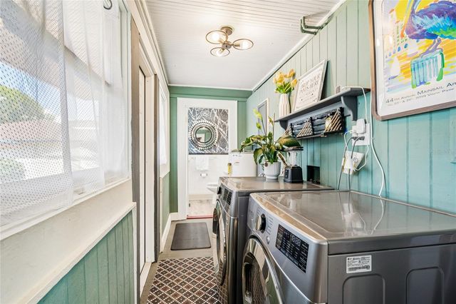 4621 9TH AVENUE N, St Petersburg, FL 33713