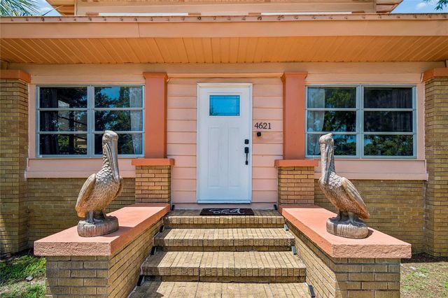 4621 9TH AVENUE N, St Petersburg, FL 33713