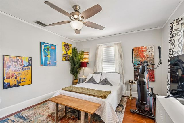 4621 9TH AVENUE N, St Petersburg, FL 33713