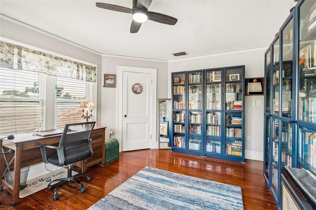 4621 9TH AVENUE N, St Petersburg, FL 33713