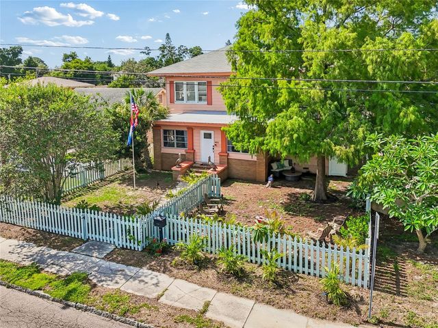 4621 9TH AVENUE N, St Petersburg, FL 33713