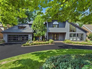 3228 Pine Lake Road, West Bloomfield, MI 48324