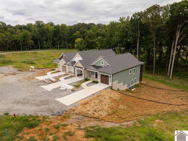 753 Eagle Point Drive, Grand Rivers, KY 42045