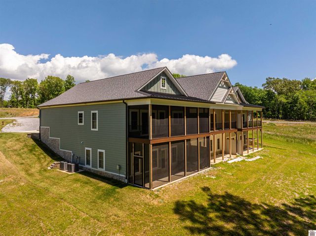 753 Eagle Point Drive, Grand Rivers, KY 42045