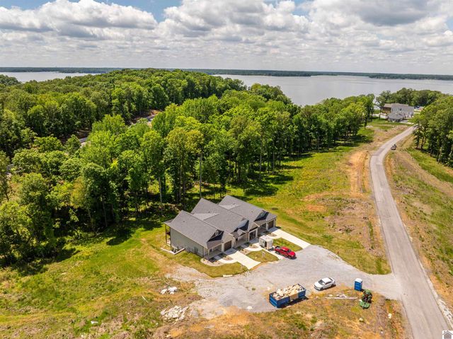 753 Eagle Point Drive, Grand Rivers, KY 42045