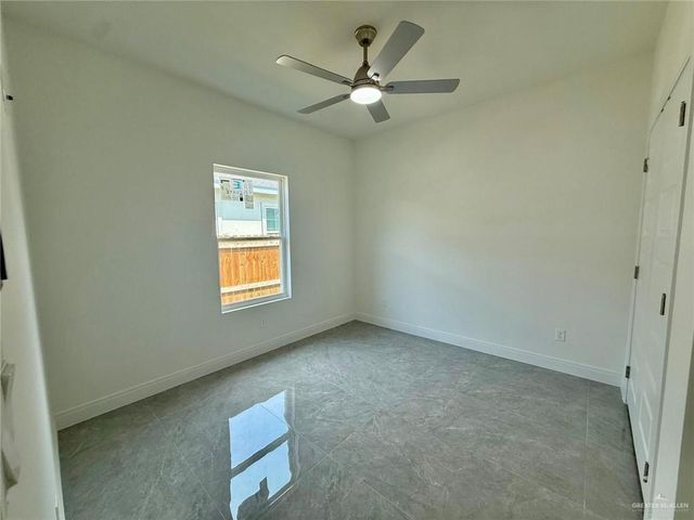 421 S 12th Street, Alamo, TX 78516