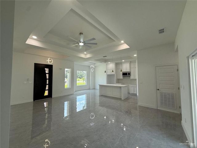 421 S 12th Street, Alamo, TX 78516