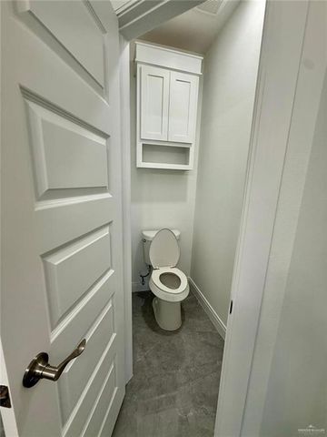 421 S 12th Street, Alamo, TX 78516