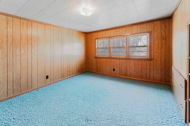 938 W 12TH AVENUE, Oshkosh, WI 54902