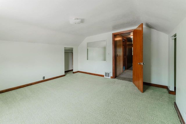 938 W 12TH AVENUE, Oshkosh, WI 54902
