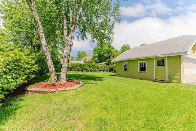 938 W 12TH AVENUE, Oshkosh, WI 54902