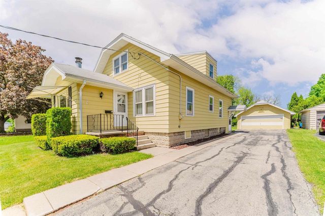 938 W 12TH AVENUE, Oshkosh, WI 54902