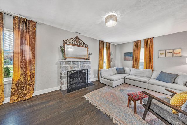 3313 Valley View AVE, Roanoke, VA 24012