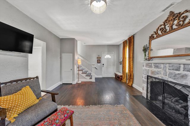 3313 Valley View AVE, Roanoke, VA 24012