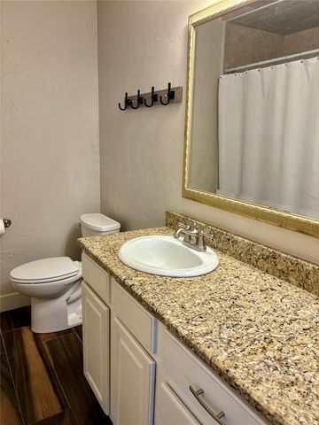 221 La Jolla Drive, Athens, TX 75751