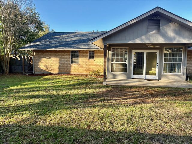 221 La Jolla Drive, Athens, TX 75751