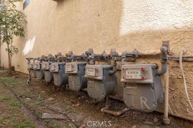 17926 Schoenborn St, Northridge (los Angeles), CA 91325