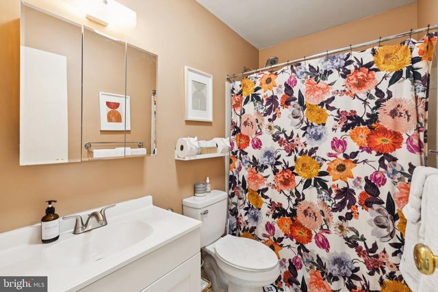 2205 KATER, Philadelphia, PA 19146