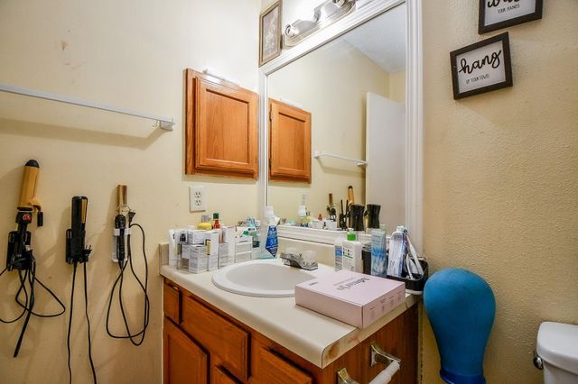 8628 Beechcrest Street, Houston, TX 77083