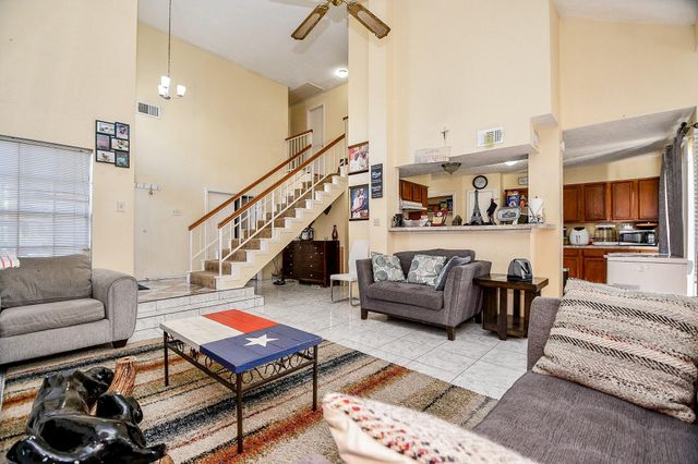 8628 Beechcrest Street, Houston, TX 77083