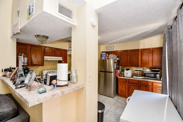 8628 Beechcrest Street, Houston, TX 77083