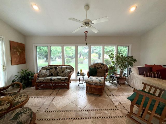 9119 S Front Nine Dr, Bloomington, IN 47401