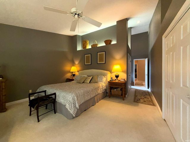 9119 S Front Nine Dr, Bloomington, IN 47401