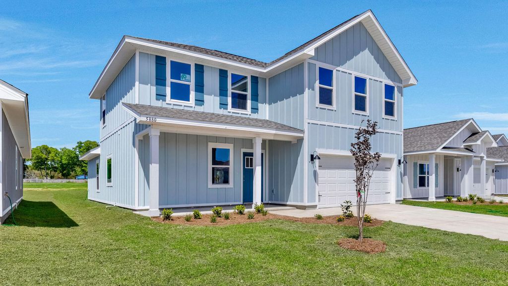 Image 4 of property listing at 32 Country Side Way, Freeport, FL 32439