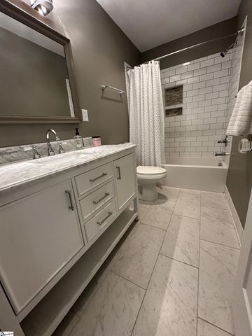 34 Brookside Circle, Greenville, SC 29609