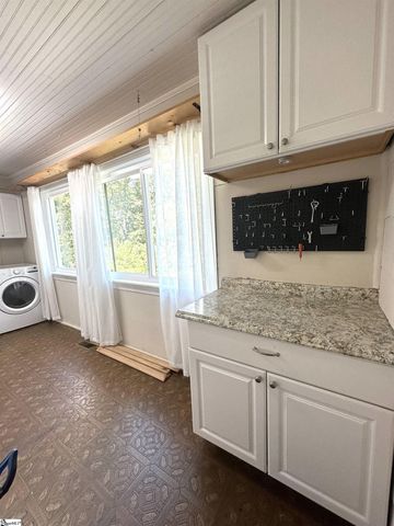 34 Brookside Circle, Greenville, SC 29609