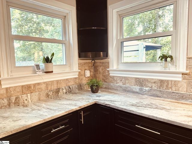 34 Brookside Circle, Greenville, SC 29609