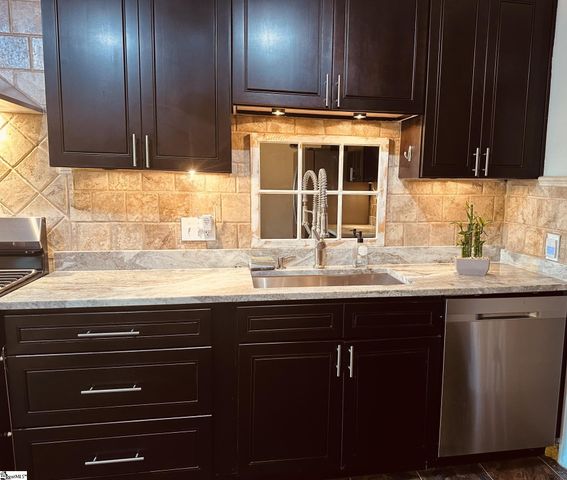 34 Brookside Circle, Greenville, SC 29609
