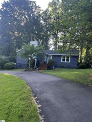 34 Brookside Circle, Greenville, SC 29609