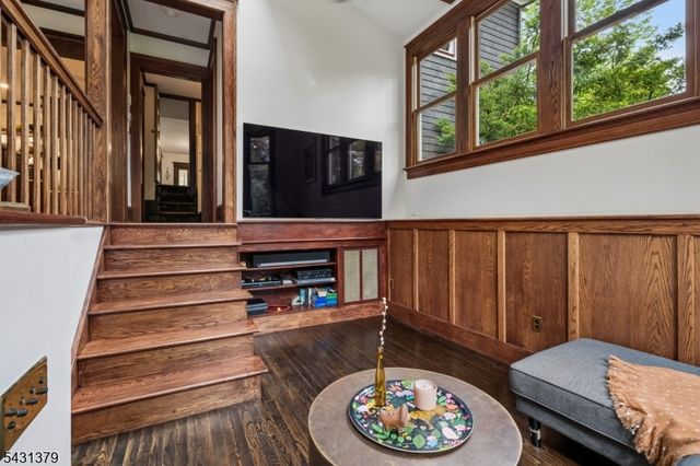 12 Claremont Ave, Maplewood Twp., NJ 07040