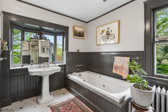 12 Claremont Ave, Maplewood Twp., NJ 07040